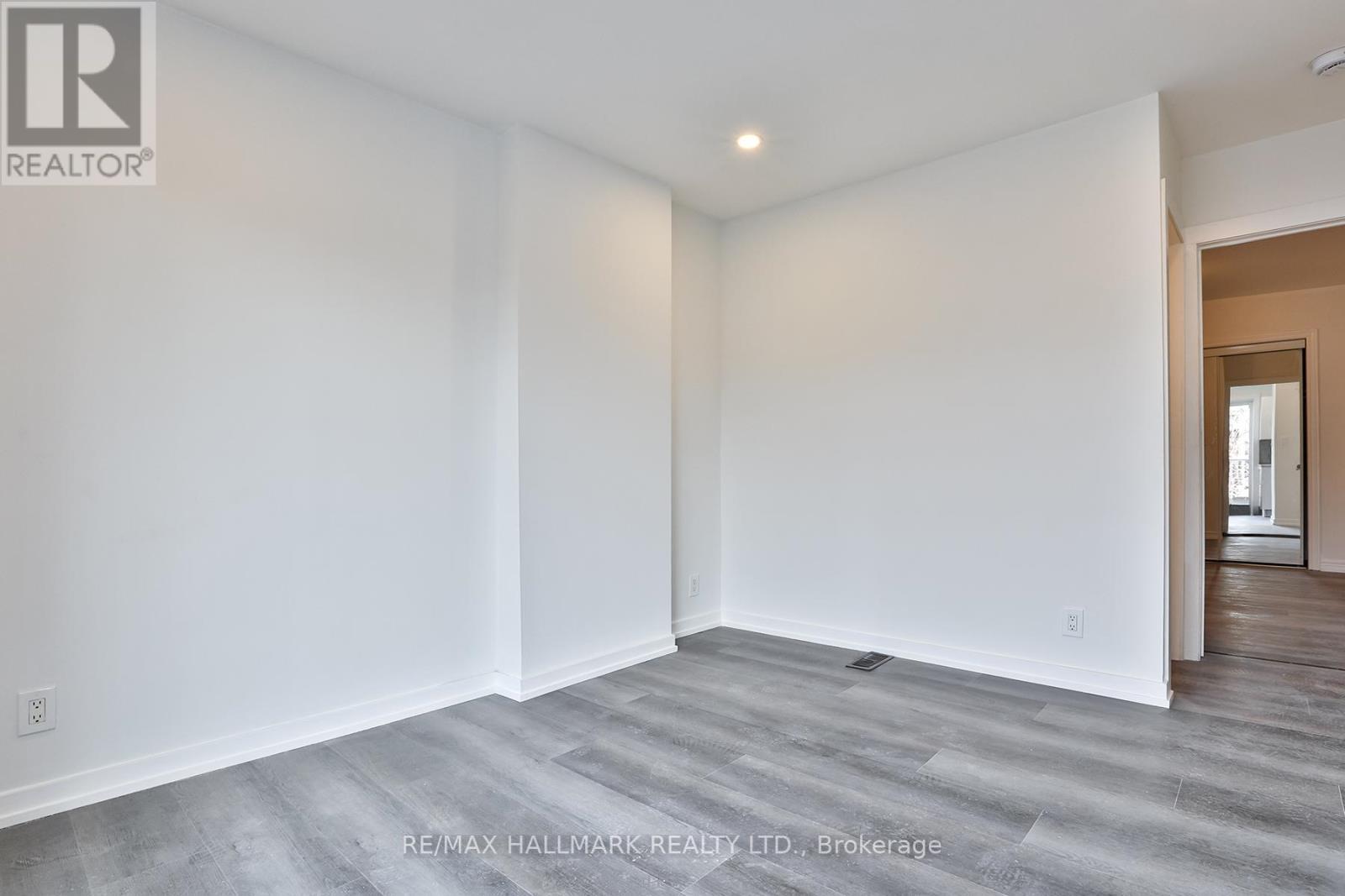 Unit 2 - 499 St Clarens Avenue, Toronto, ON - Indoor Photo Showing Other Room