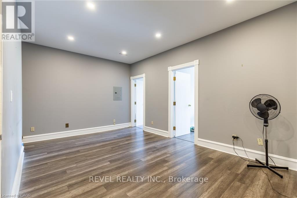 21 Bold Street, Hamilton, ON