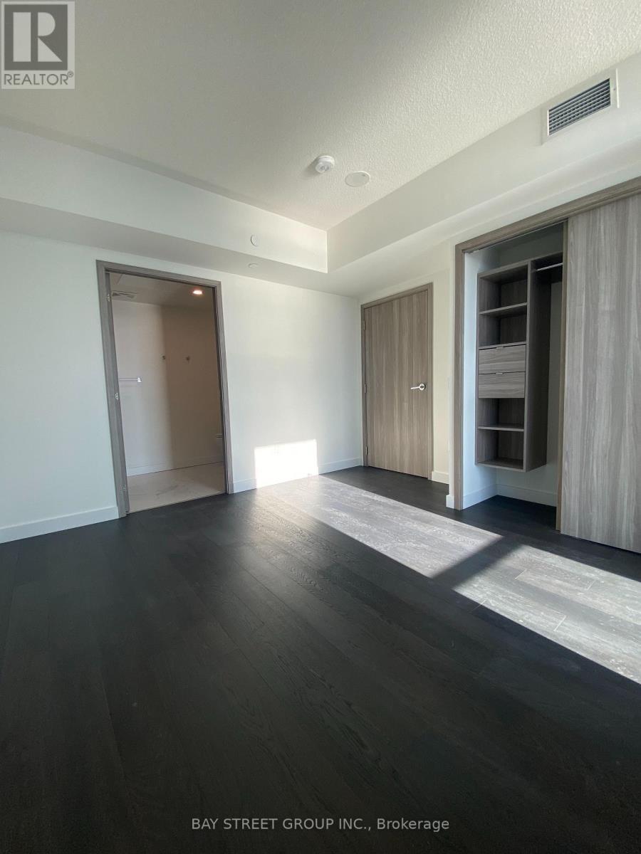 7807 - 3 Concord Cityplace Way, Toronto, ON - Indoor Photo Showing Other Room