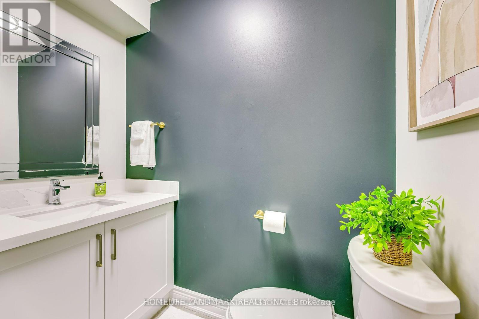 1201 Lindsay Drive, Oakville, ON - Indoor Photo Showing Bathroom