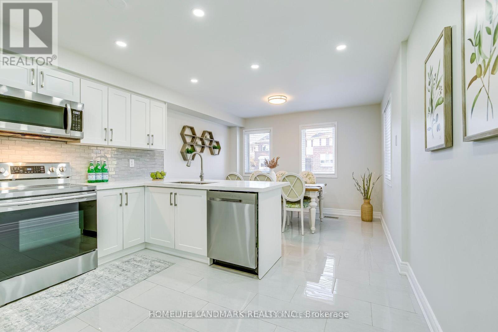 1201 Lindsay Drive, Oakville, ON - Indoor Photo Showing Kitchen