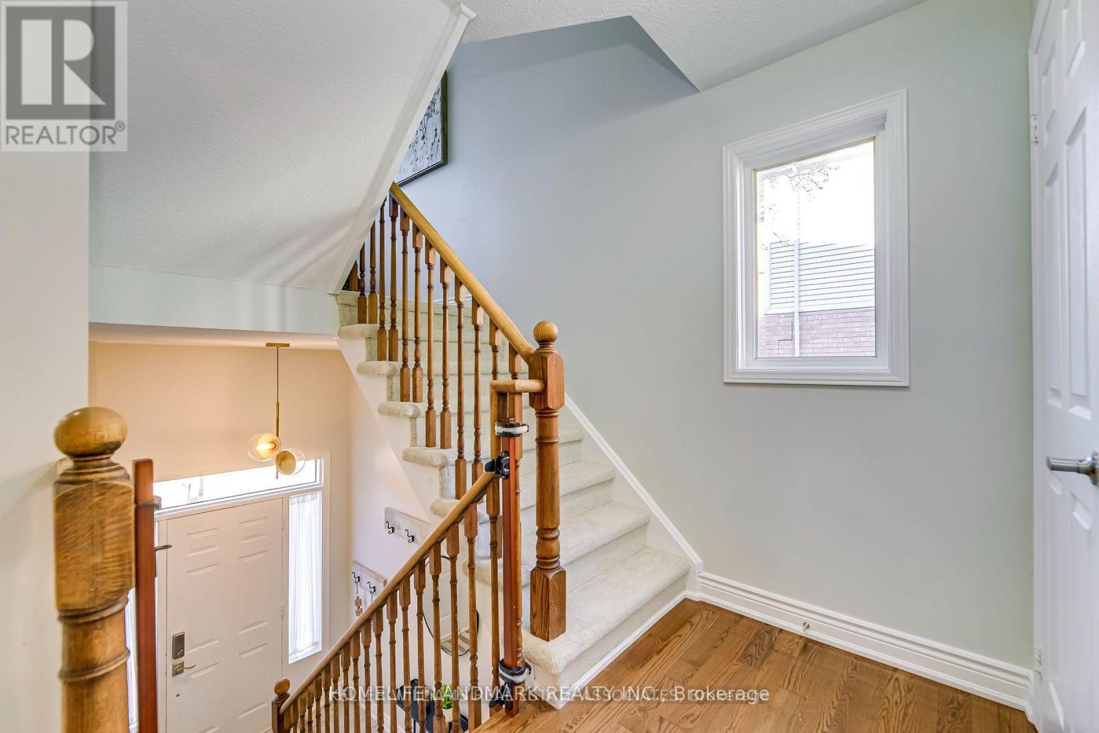 1201 Lindsay Drive, Oakville, ON - Indoor Photo Showing Other Room