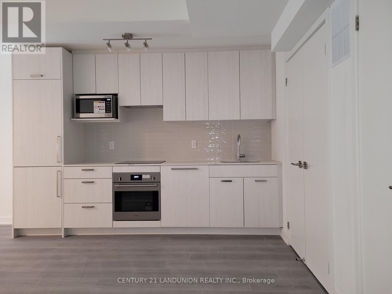 157 - 67 Curlew Drive E, Toronto, ON - Indoor Photo Showing Other Room