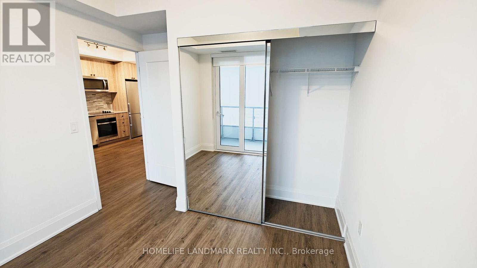 2108 - 70 Princess Street E, Toronto, ON - Indoor Photo Showing Other Room