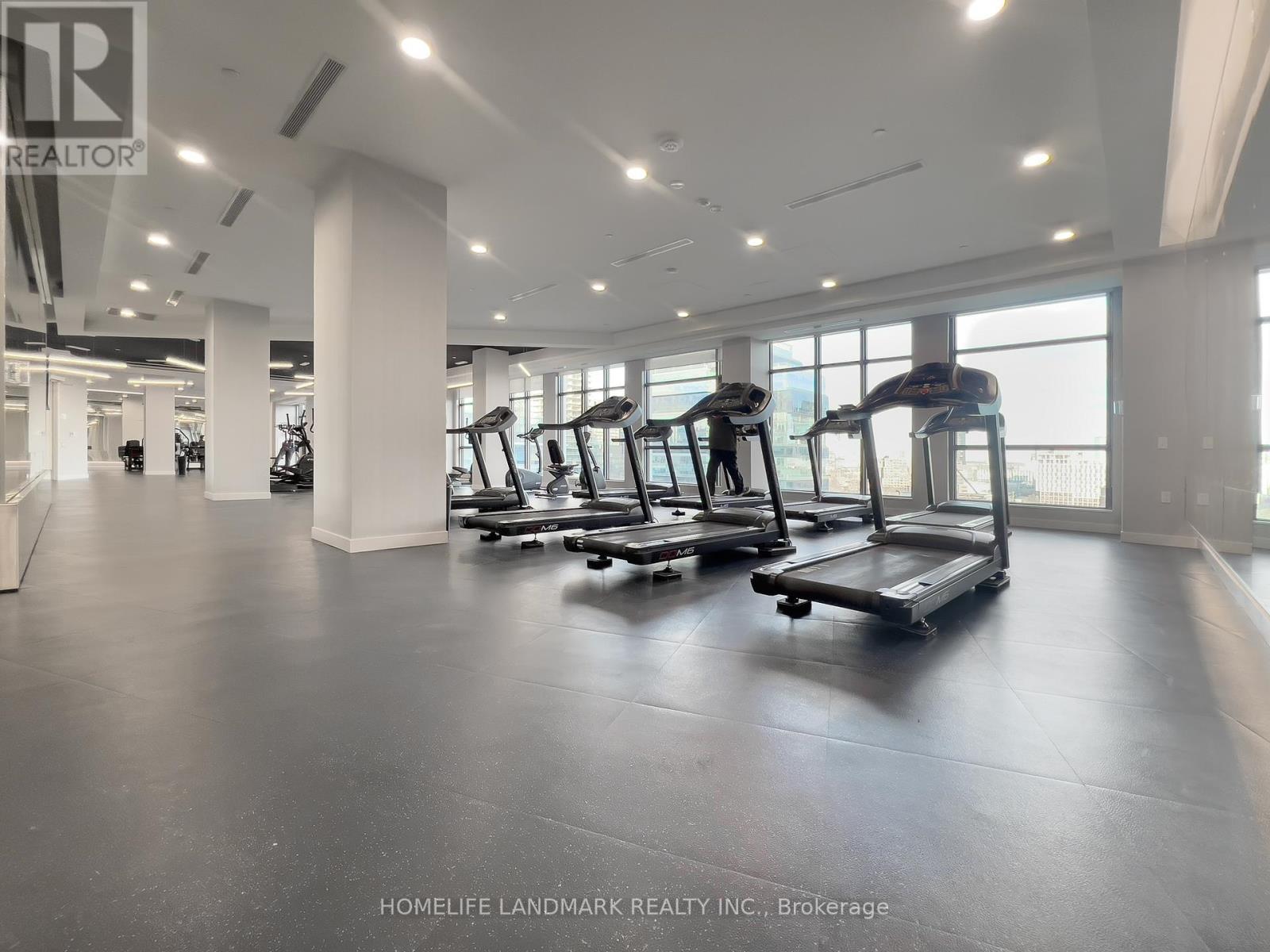 2108 - 70 Princess Street E, Toronto, ON - Indoor Photo Showing Gym Room