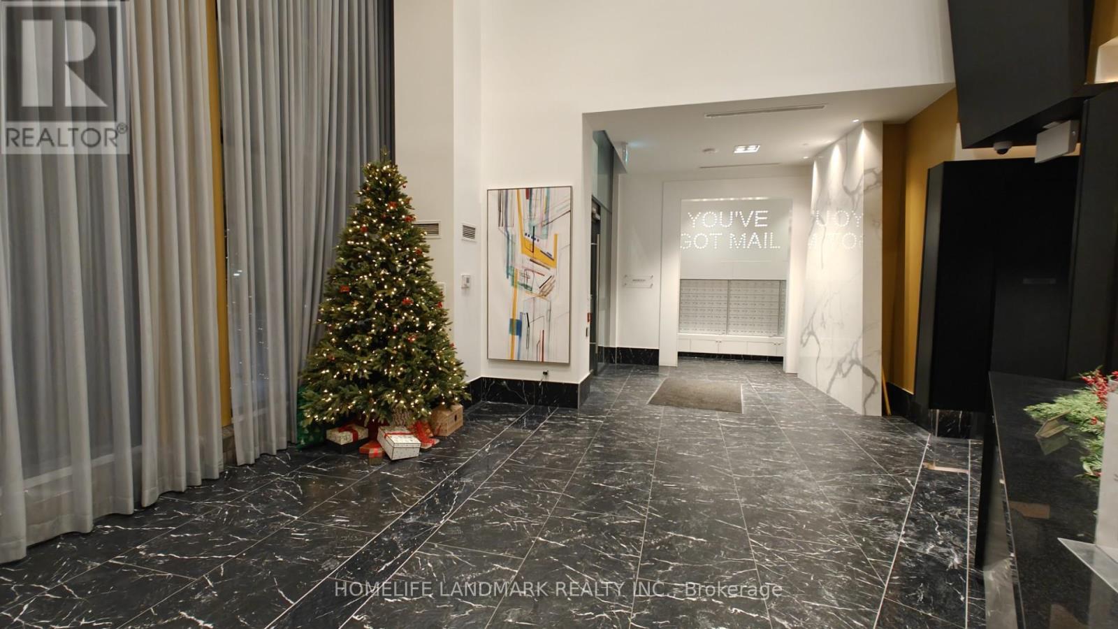 2108 - 70 Princess Street E, Toronto, ON - Indoor Photo Showing Other Room