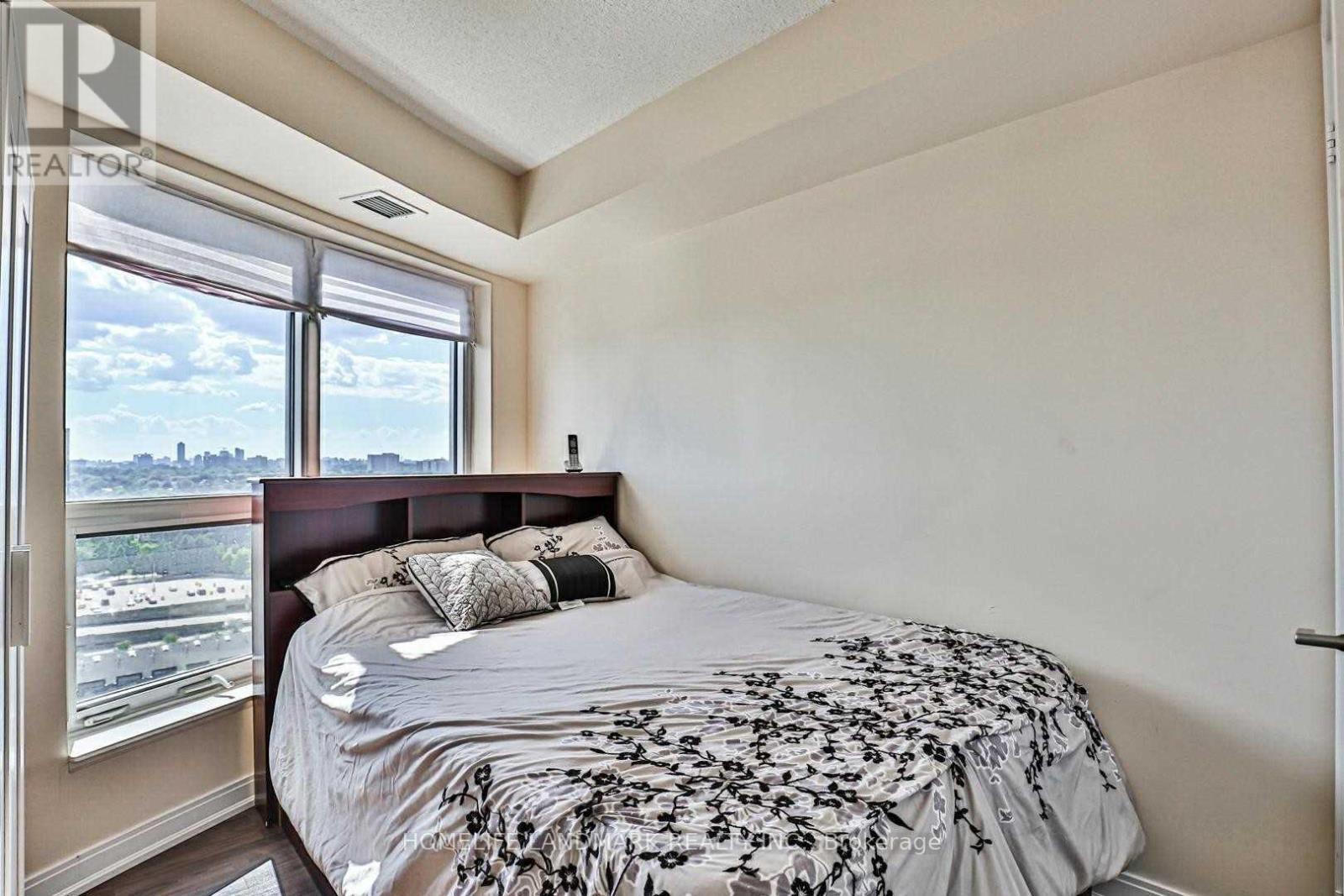 1714 - 181 Village Green Square, Toronto, ON - Indoor Photo Showing Bedroom