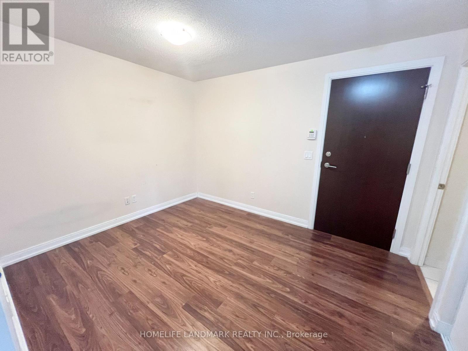 1714 - 181 Village Green Square, Toronto, ON - Indoor Photo Showing Other Room