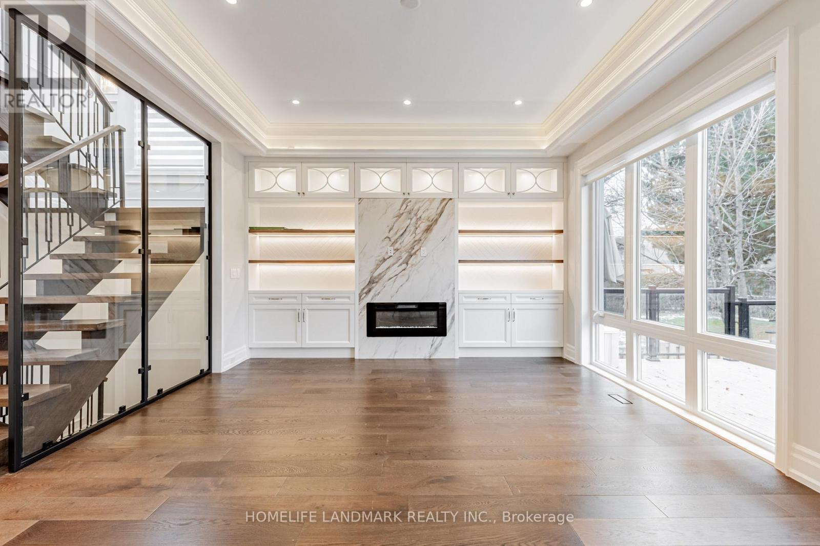 198 Empress Avenue, Toronto, ON - Indoor