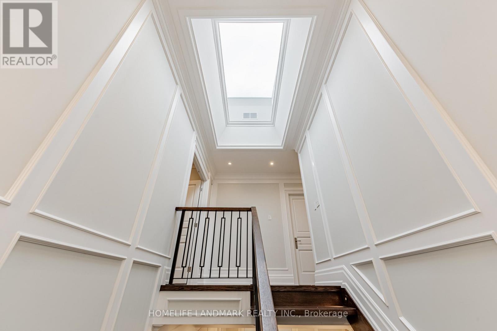 198 Empress Avenue, Toronto, ON - Indoor Photo Showing Other Room