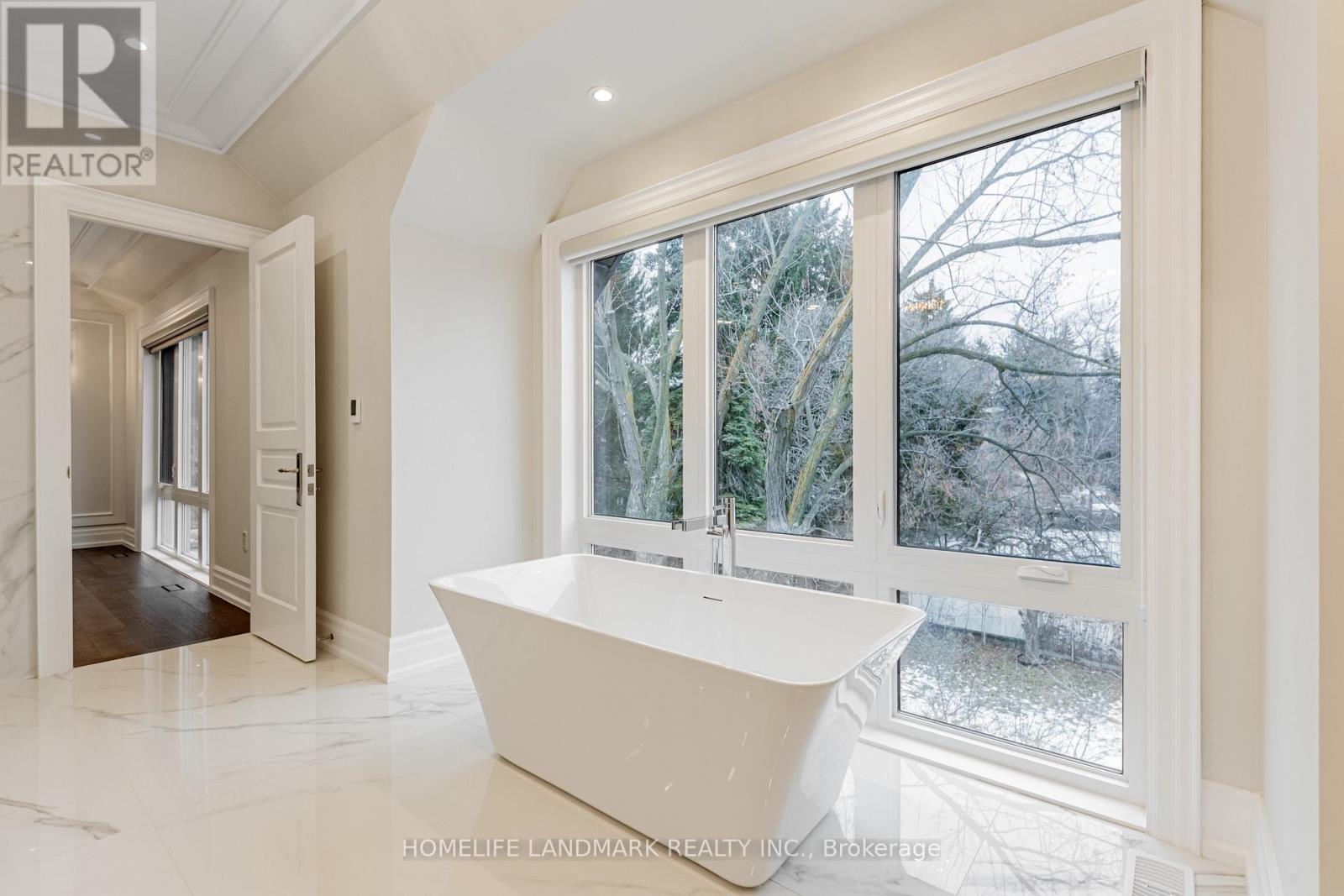 198 Empress Avenue, Toronto, ON - Indoor Photo Showing Other Room