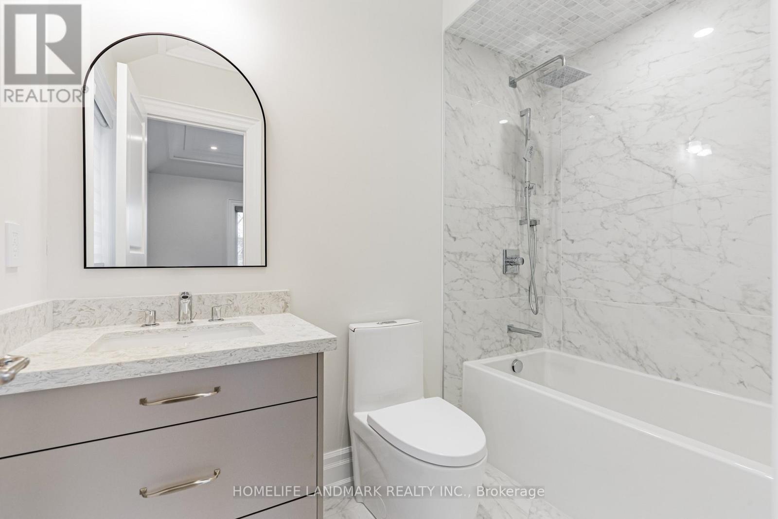 198 Empress Avenue, Toronto, ON - Indoor Photo Showing Bathroom