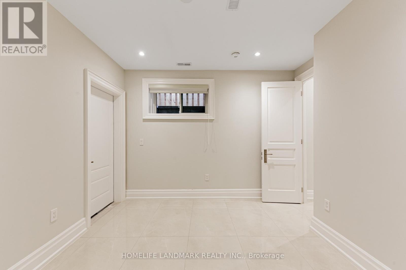 198 Empress Avenue, Toronto, ON - Indoor Photo Showing Other Room