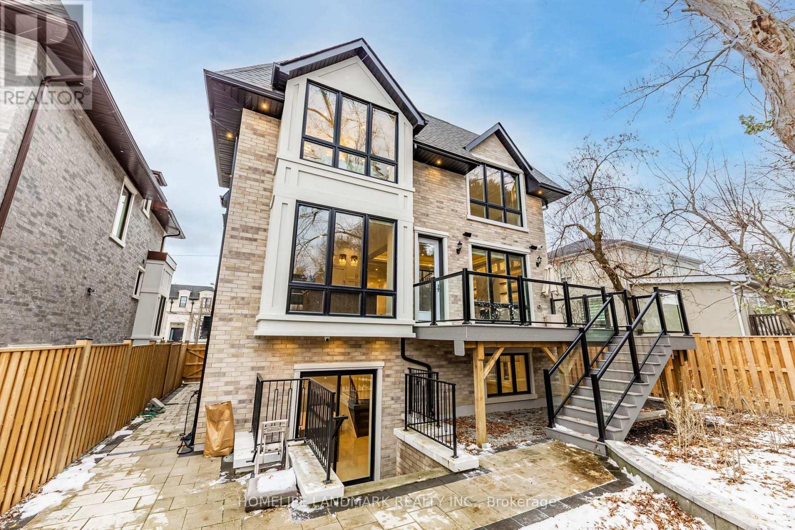 198 Empress Avenue, Toronto, ON - Outdoor