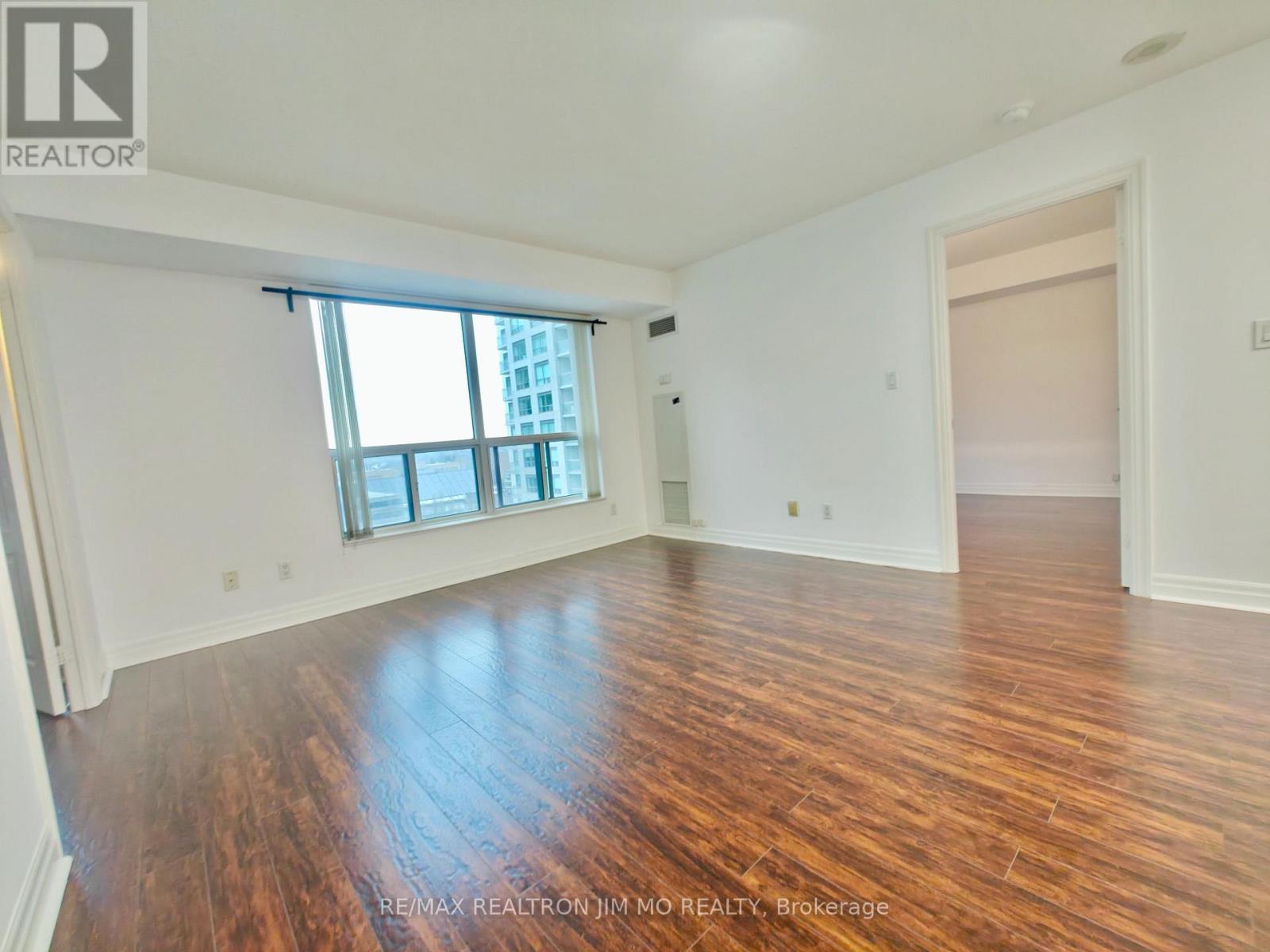 1516 - 188 Doris Avenue, Toronto, ON - Indoor Photo Showing Other Room