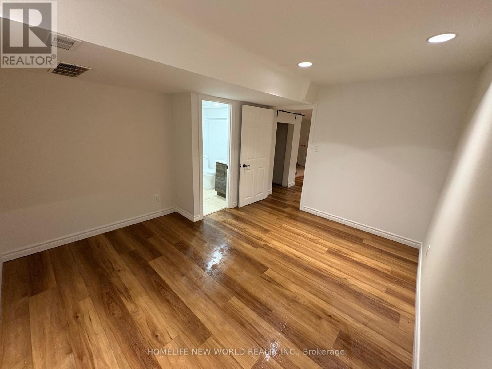 Bsmt - 41 Majestic Drive, Markham, ON - Indoor Photo Showing Other Room