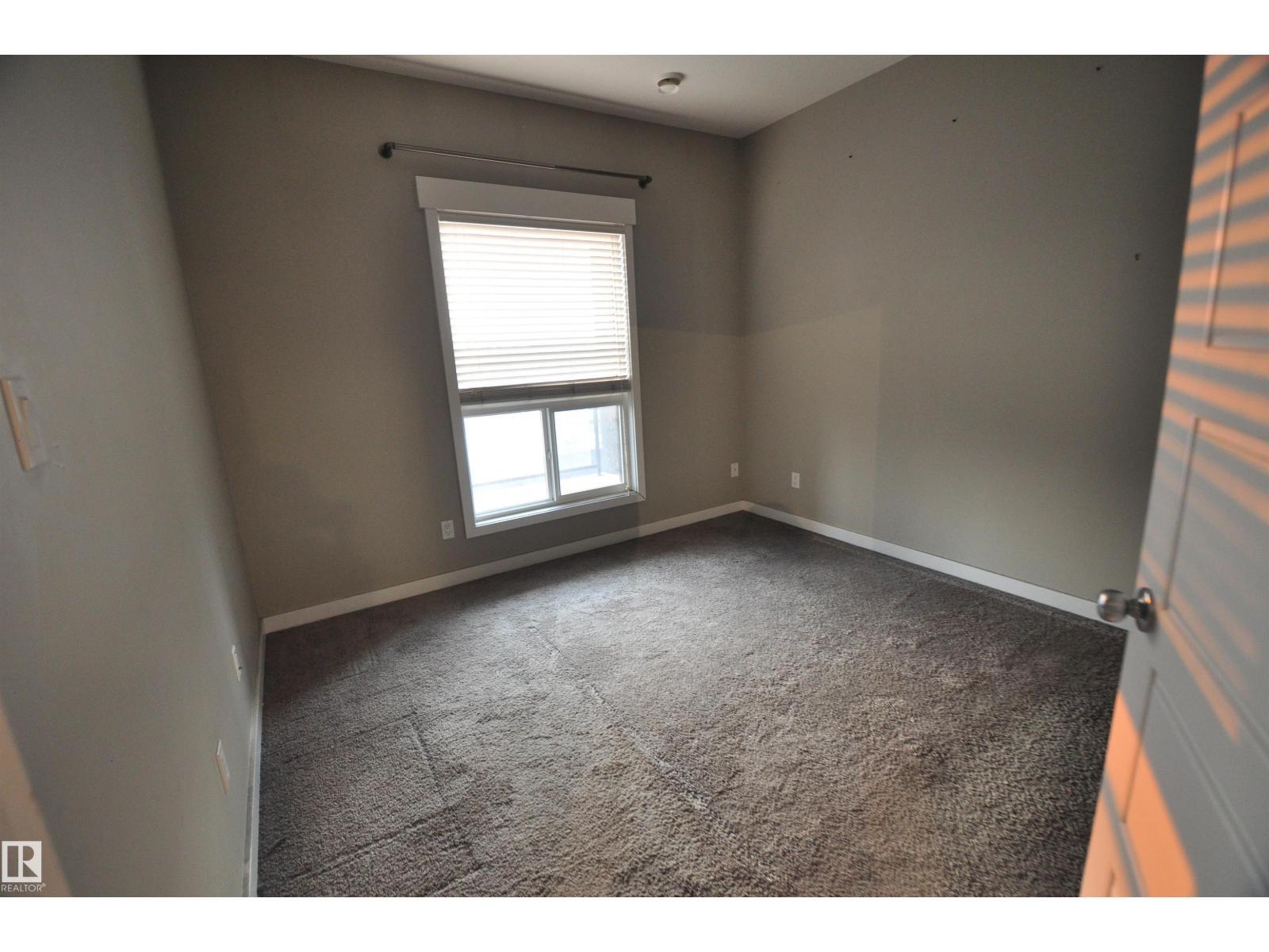 #407 10518 113 St Nw, Edmonton, AB - Indoor Photo Showing Other Room