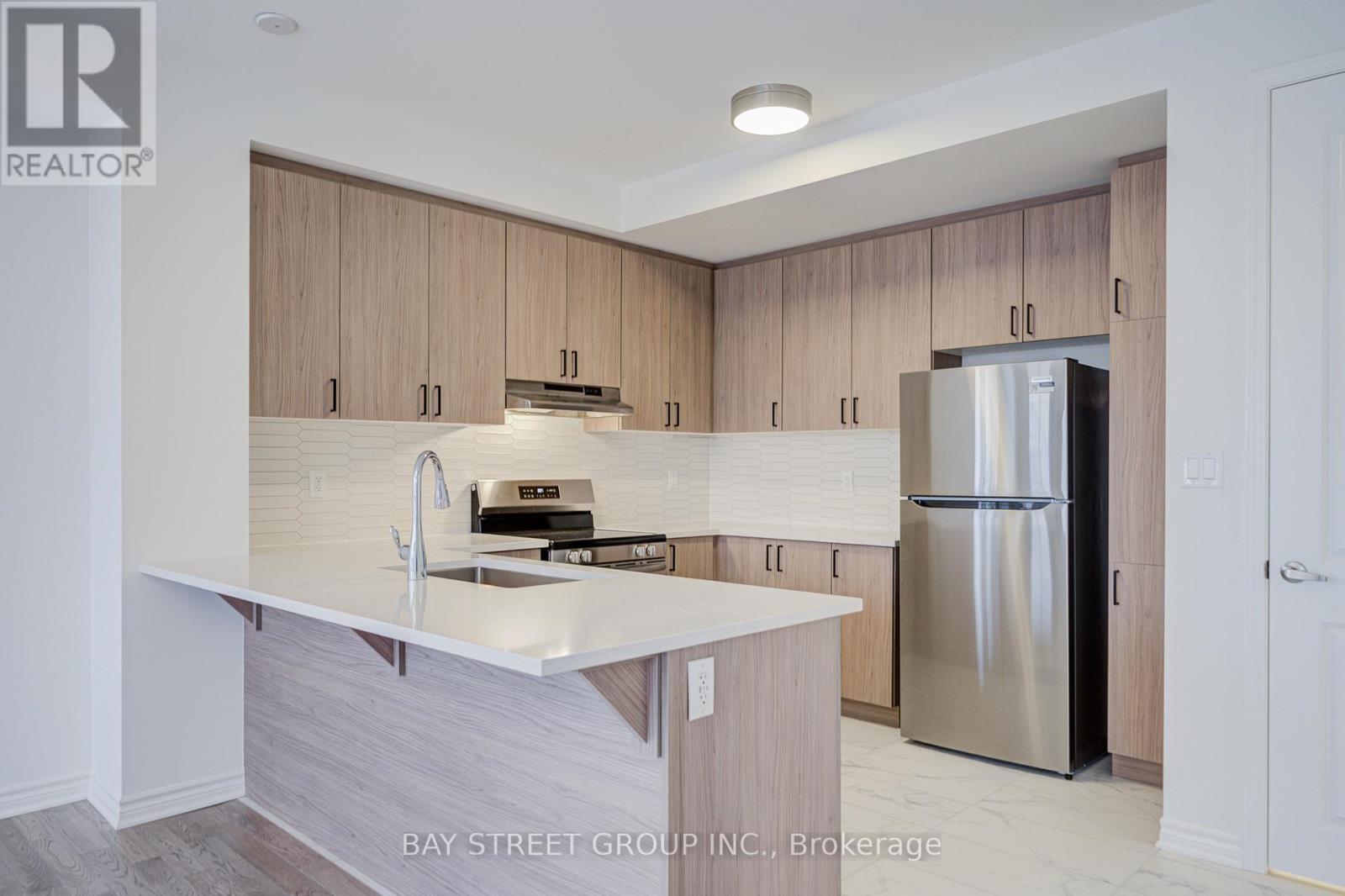 118 Azure Drive, Markham, ON - Indoor Photo Showing Kitchen With Stainless Steel Kitchen
