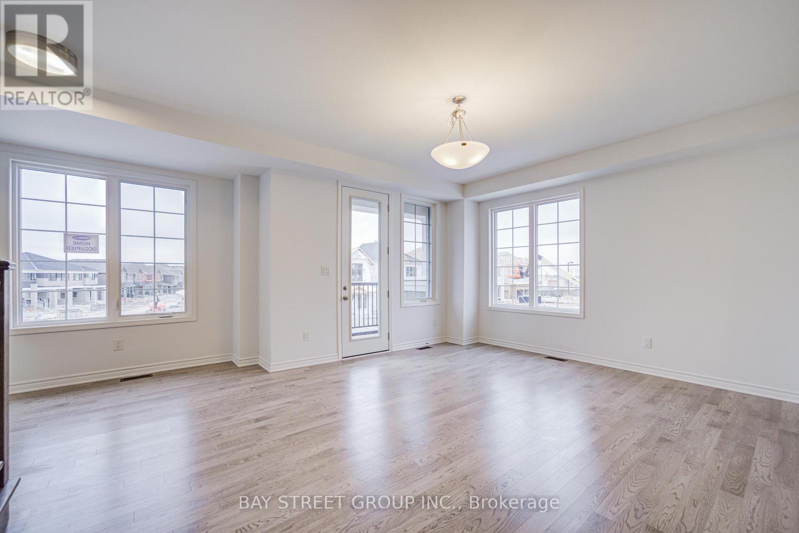 118 Azure Drive, Markham, ON - Indoor Photo Showing Other Room