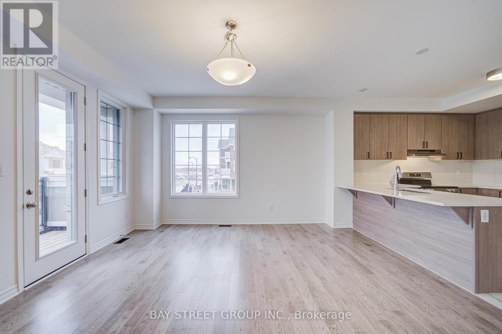 118 Azure Drive, Markham, ON - Indoor Photo Showing Other Room