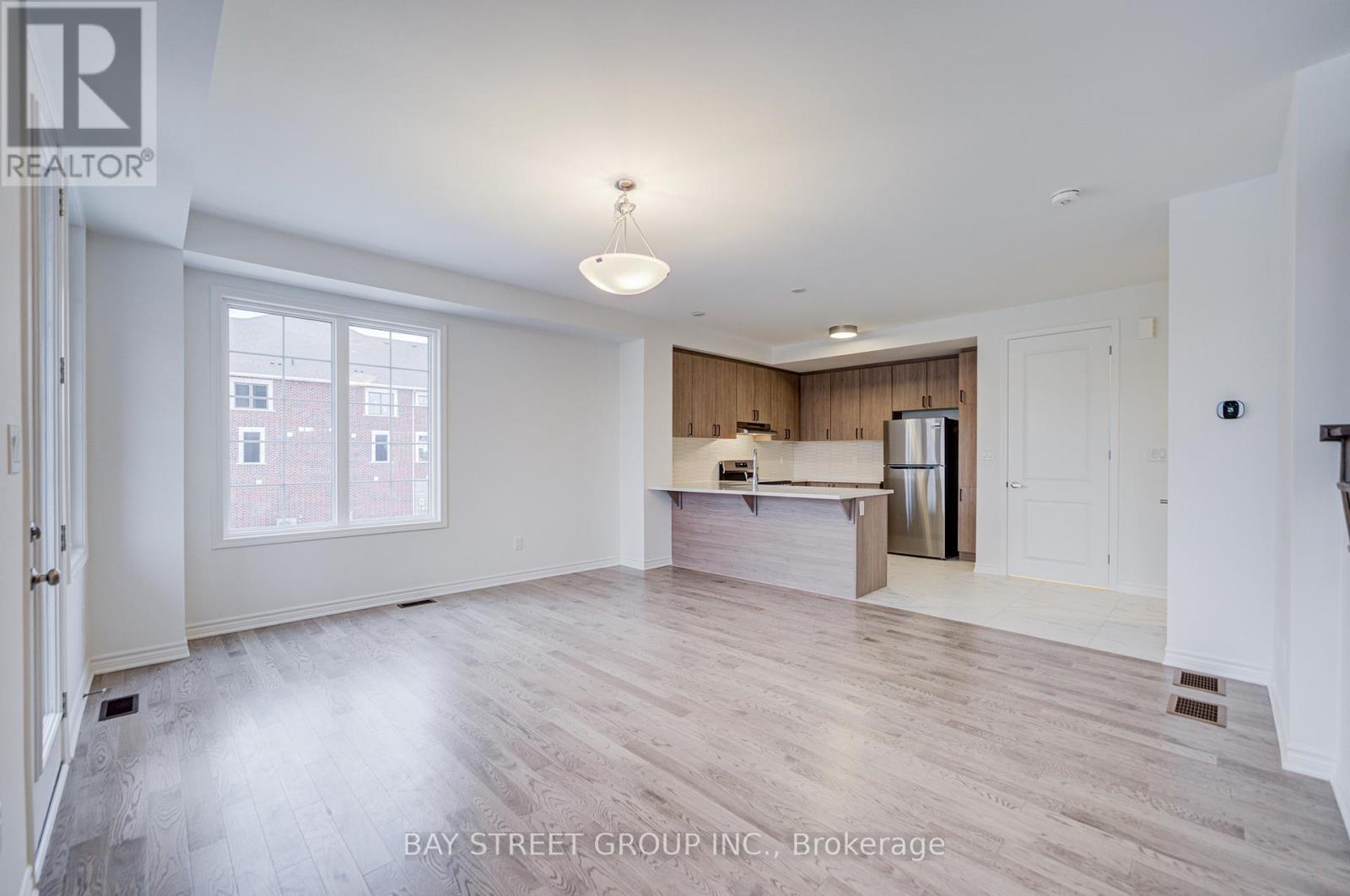 118 Azure Drive, Markham, ON - Indoor Photo Showing Kitchen