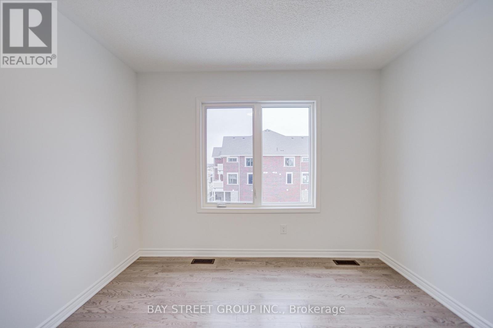 118 Azure Drive, Markham, ON - Indoor Photo Showing Other Room