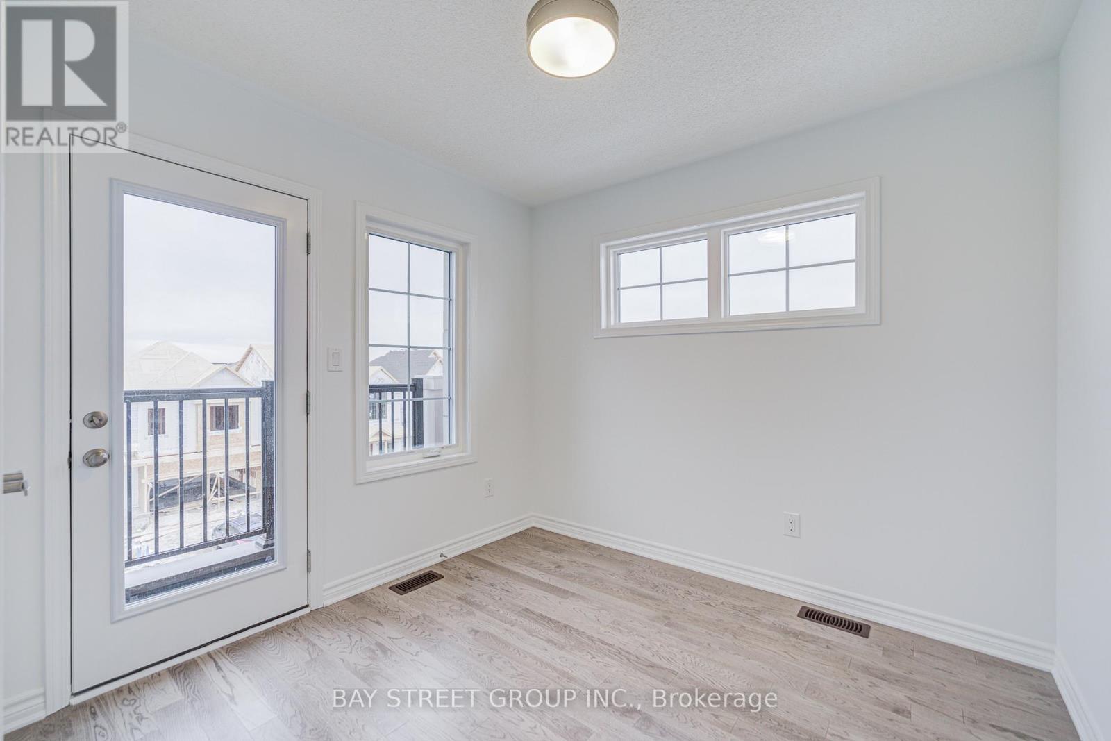 118 Azure Drive, Markham, ON - Indoor Photo Showing Other Room