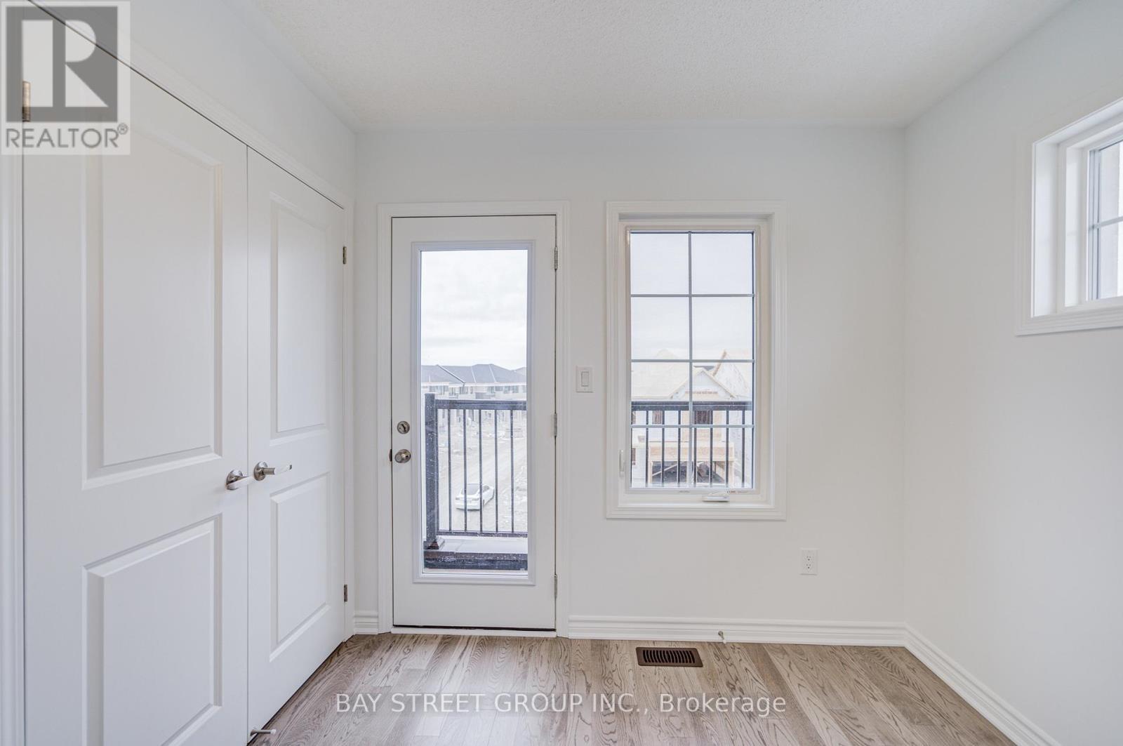 118 Azure Drive, Markham, ON - Indoor Photo Showing Other Room