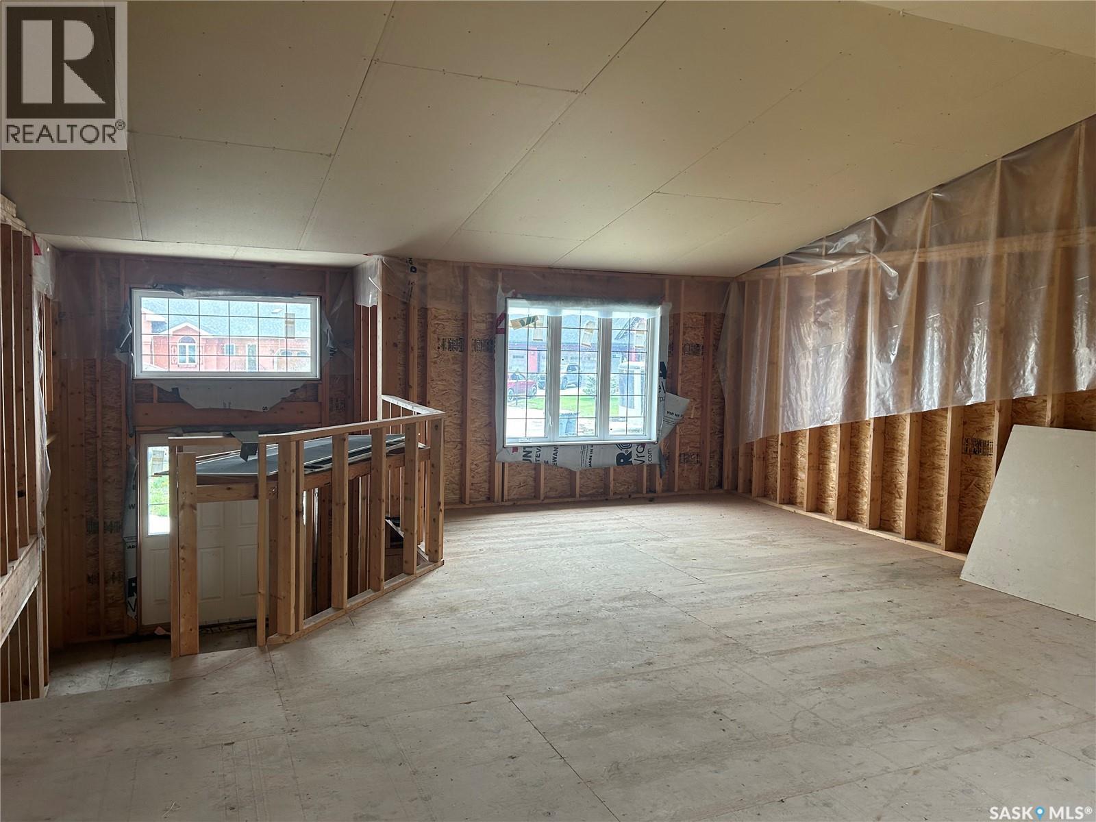 117 Carson Bay, Lampman, SK - Indoor Photo Showing Other Room