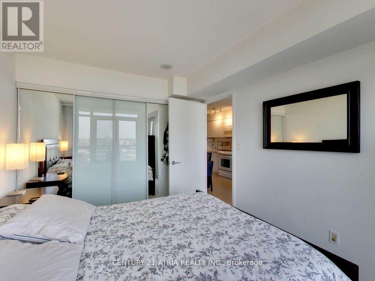 2901 - 15 Iceboat Terrace, Toronto, ON - Indoor Photo Showing Bedroom