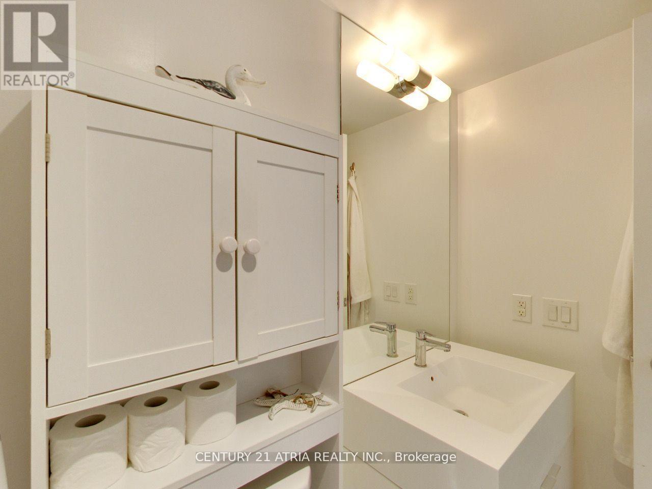 2901 - 15 Iceboat Terrace, Toronto, ON - Indoor Photo Showing Bathroom