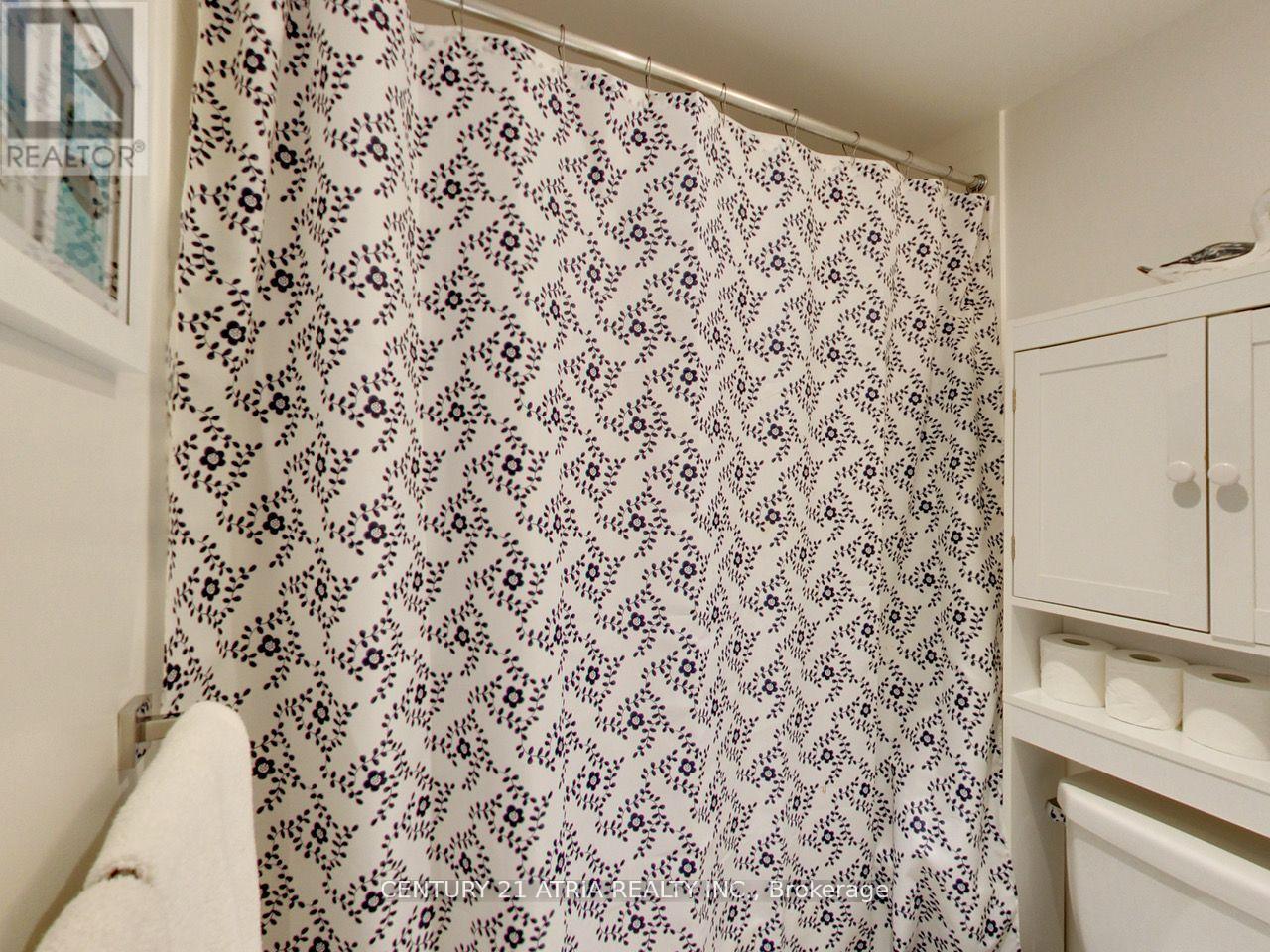 2901 - 15 Iceboat Terrace, Toronto, ON - Indoor Photo Showing Bathroom