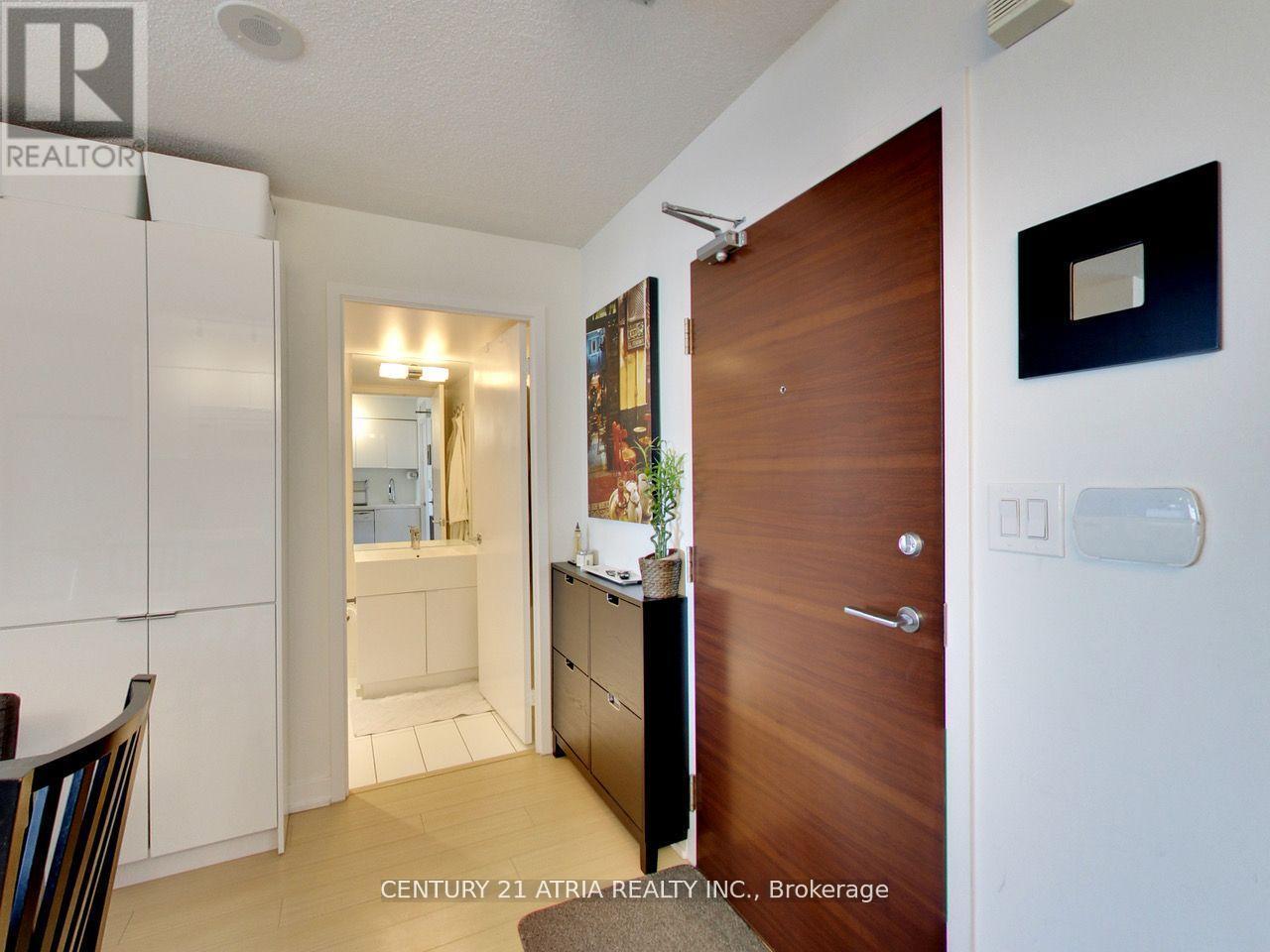 2901 - 15 Iceboat Terrace, Toronto, ON - Indoor Photo Showing Other Room