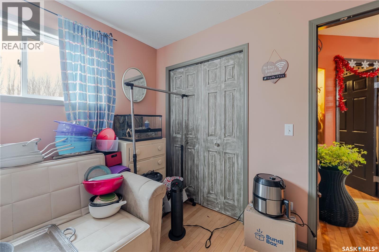 294 Wellington Drive, Moose Jaw, SK - Indoor