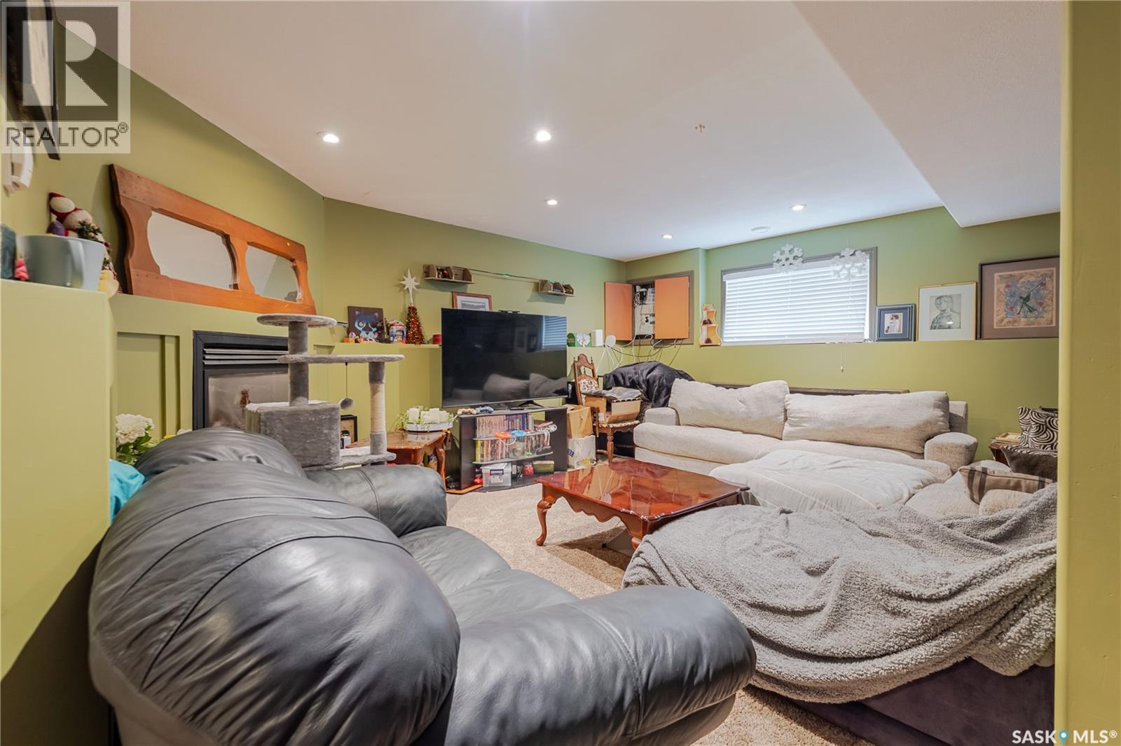 294 Wellington Drive, Moose Jaw, SK - Indoor