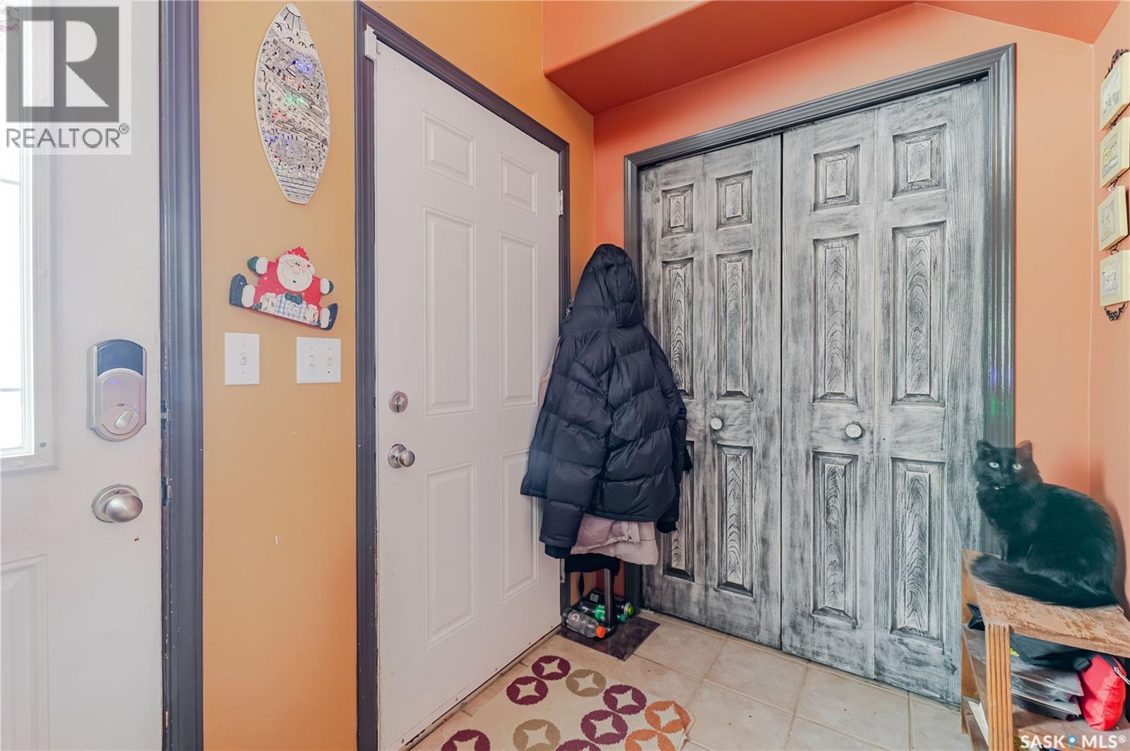 294 Wellington Drive, Moose Jaw, SK - Indoor Photo Showing Other Room