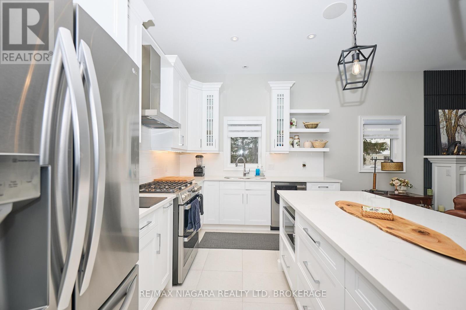 Kitchen - 23 Sassafras Row, Fort Erie (Ridgeway), ON