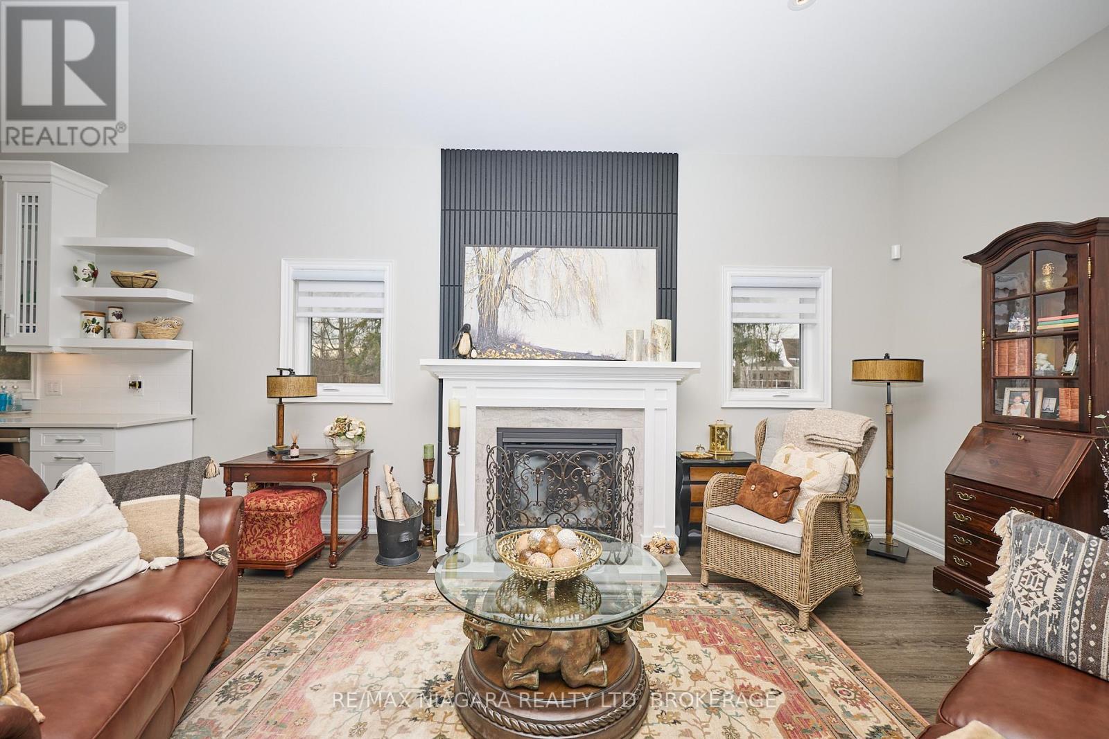 Great Room - 23 Sassafras Row, Fort Erie (Ridgeway), ON