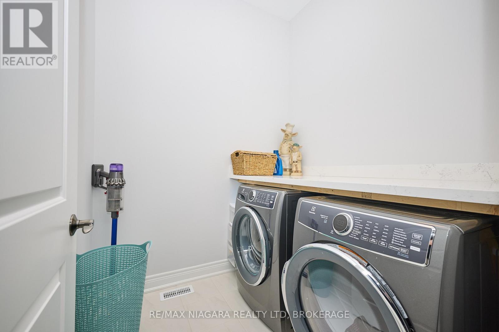 Laundry Room - 23 Sassafras Row, Fort Erie (Ridgeway), ON