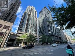 2705 - 750 BAY STREET Toronto, ON M5G 1N6