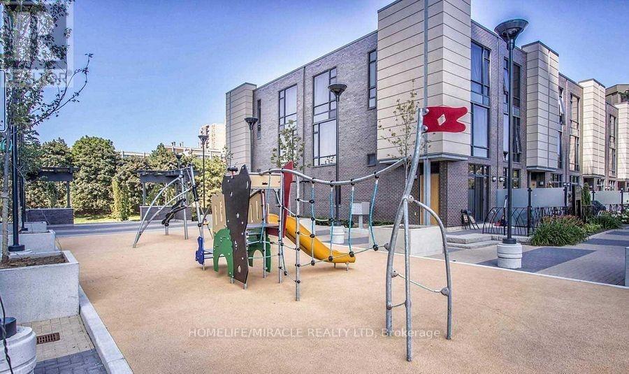 809 - 9 Valhalla Inn Road, Toronto, ON - Outdoor With Facade