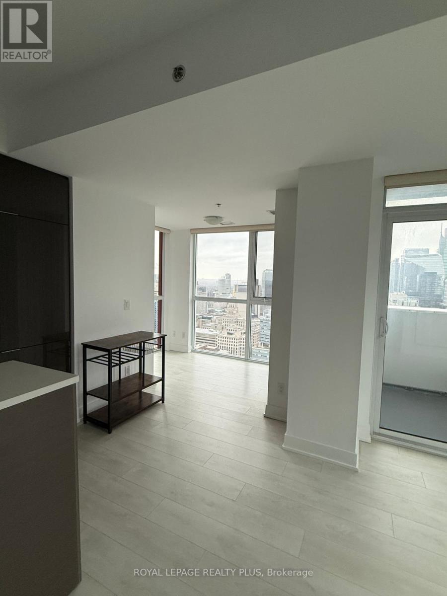 3904 - 318 Richmond Street, Toronto, ON - Indoor