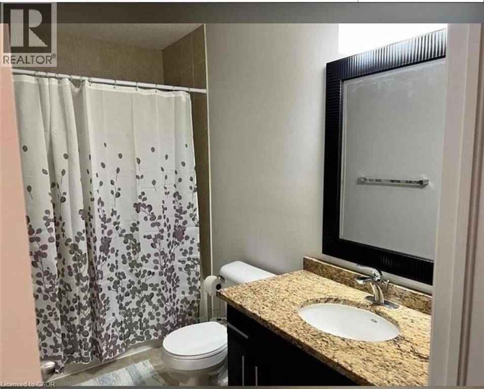 129 Rochefort Street, Kitchener, ON - Indoor Photo Showing Bathroom