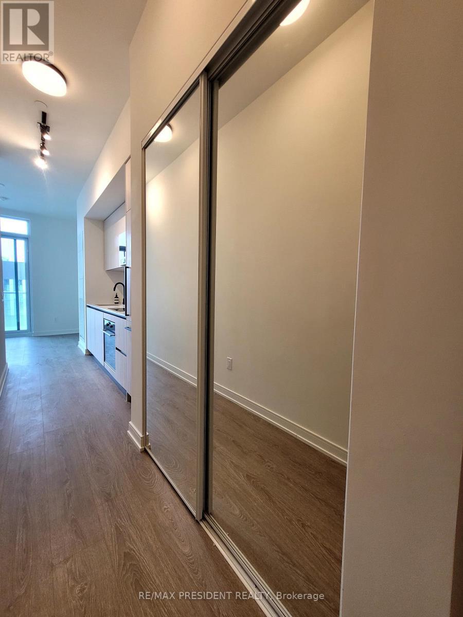 901 - 425 Front Street E, Toronto, ON - Indoor Photo Showing Other Room