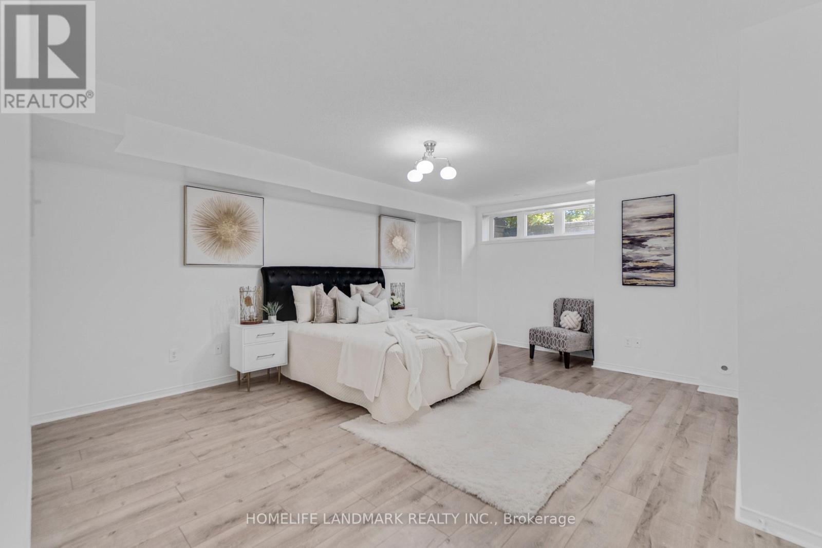 Primary Bedroom in Basement - 8 - 5025 Ninth Line, Mississauga, ON - Indoor Photo Showing Bedroom