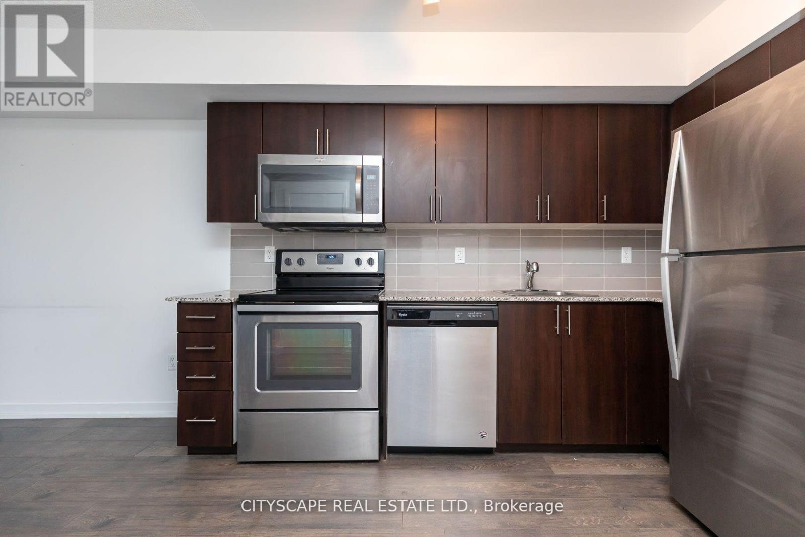 1905 - 1420 Dupont Street, Toronto, ON - Indoor Photo Showing Kitchen