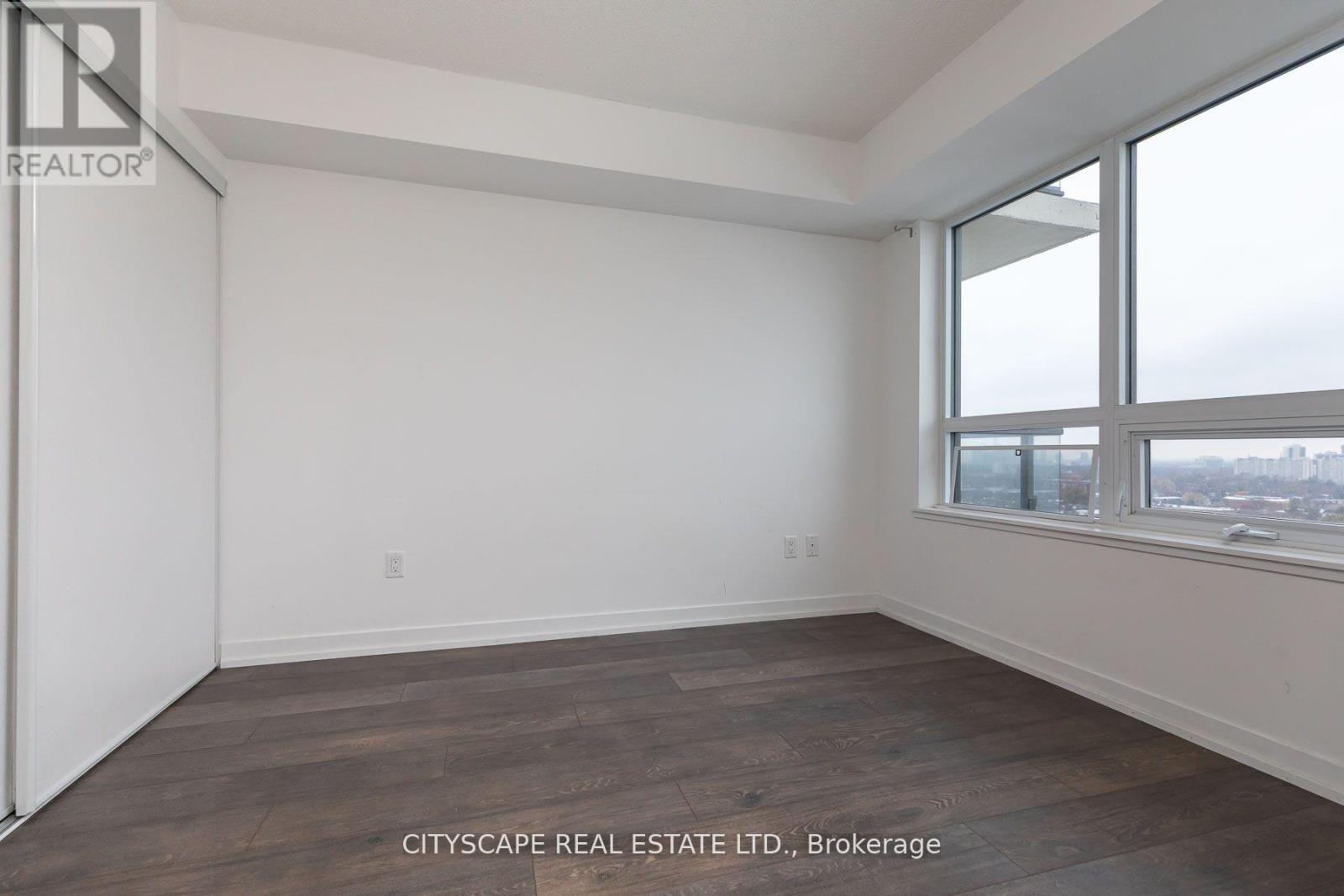 1905 - 1420 Dupont Street, Toronto, ON - Indoor Photo Showing Other Room
