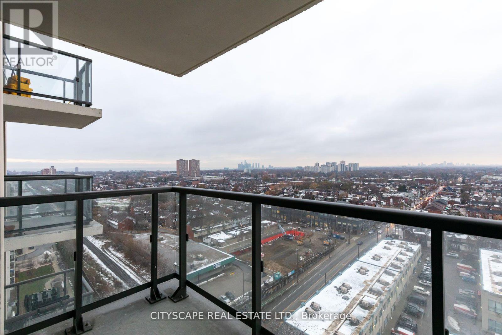 1905 - 1420 Dupont Street, Toronto, ON - Outdoor With View With Exterior