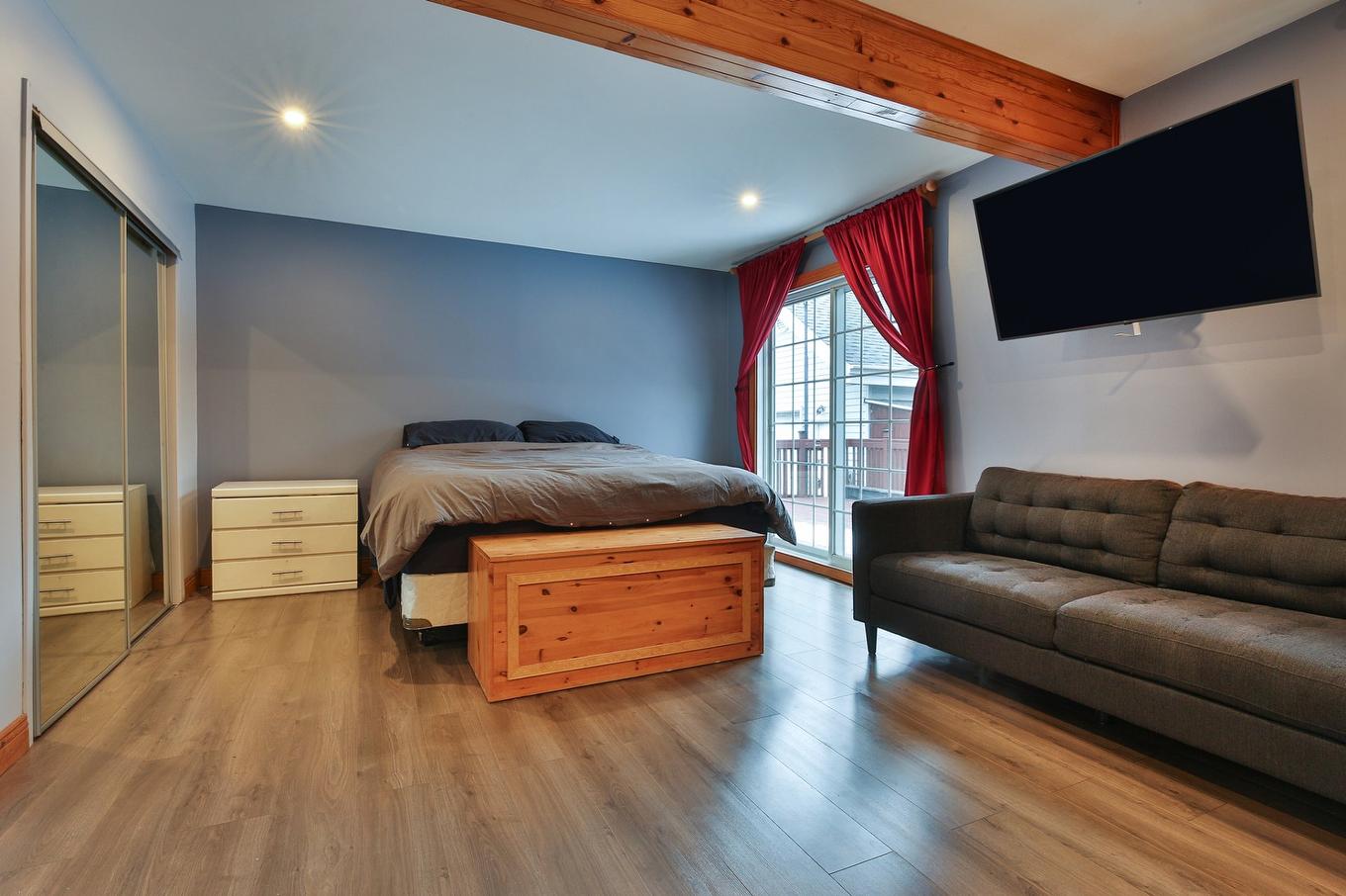 Chambre à coucher principale - 6 Rue Genest, Saint-Jean-Sur-Richelieu, QC - Indoor Photo Showing Bedroom