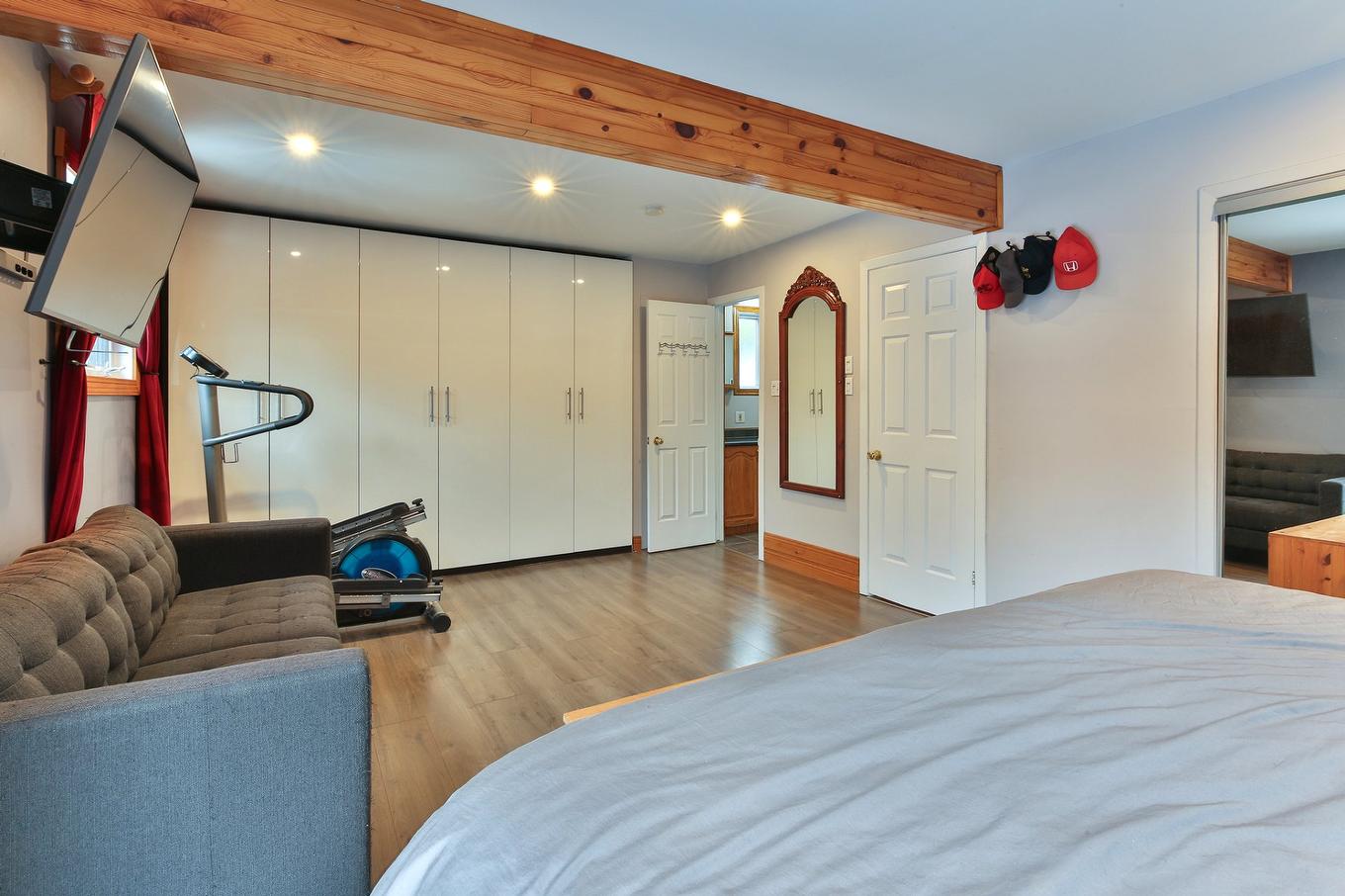 Chambre à coucher principale - 6 Rue Genest, Saint-Jean-Sur-Richelieu, QC - Indoor